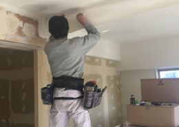 埼玉県戸田市分譲マンションのフルリフォーム|築40年、3Kから1SLDKへ⑤「造作工事の次は内装工事」by便利屋ハッピー