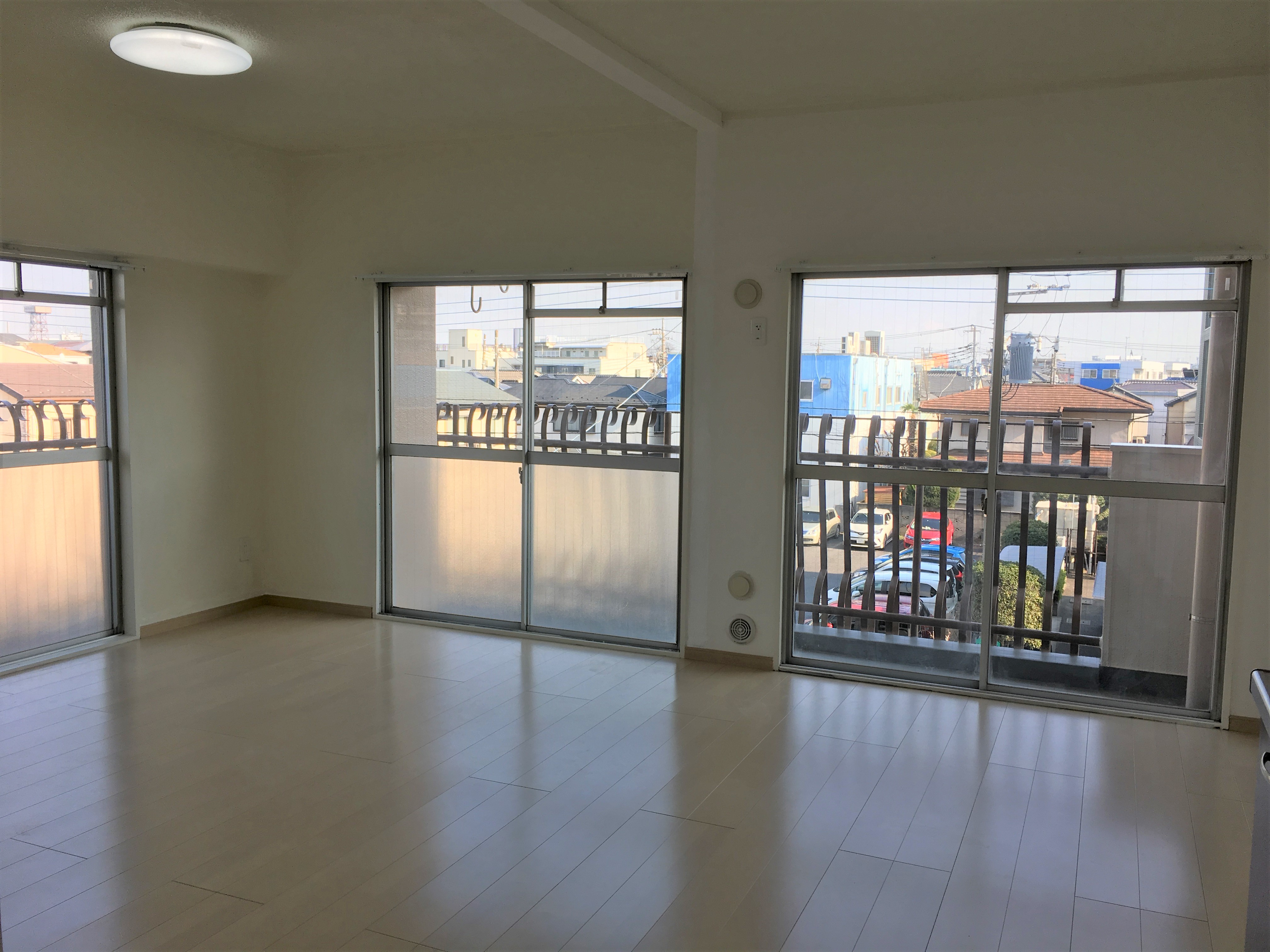 埼玉県川口市の便利屋 ハッピー 不用品処分 リフォーム 解体工事 生前整理 遺品整理等ワンストップで対応 埼玉県戸田市分譲マンション のフルリフォーム 築40年 3kから1sldkへ 工事完工 そして賃貸へ 埼玉県川口市の便利屋 ハッピー 不用品処分