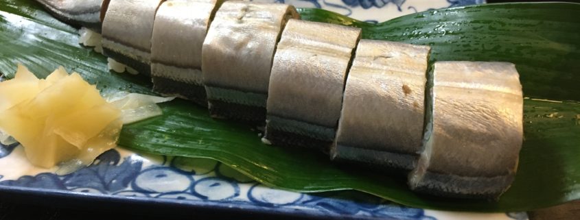 三重県熊野名物さんま姿ずしと、めはり寿司 by便利屋ハッピー