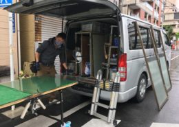 板橋区高齢者住宅｜不用品搬出処分～リフォームまでワンストップ①玄関サッシの修復 by便利屋ハッピー